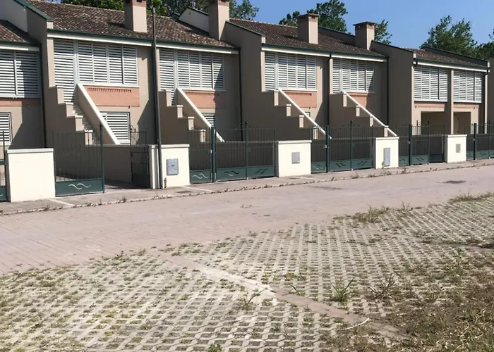 בית נופש Mediterraneo 2 *